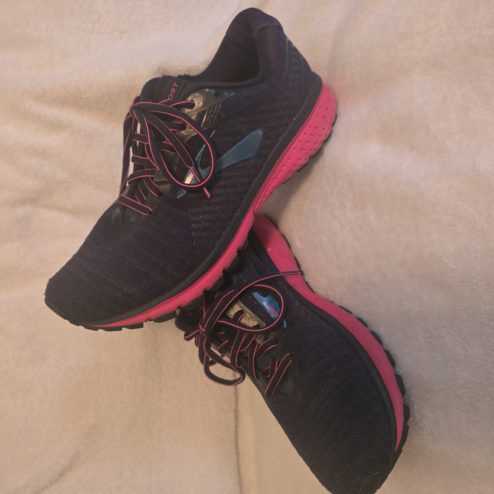 Brooks Ghost 12 Women's Navy and Pink Running Shoes